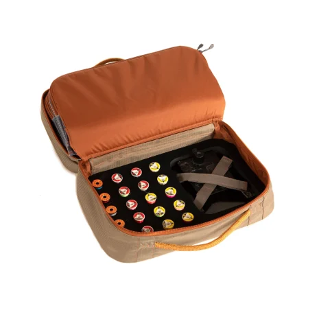 studio_0011_tailwater_fly_tying_kit_thread_page_1100x studio_0011_tailwater_fly_tying_kit_thread_page_1100x